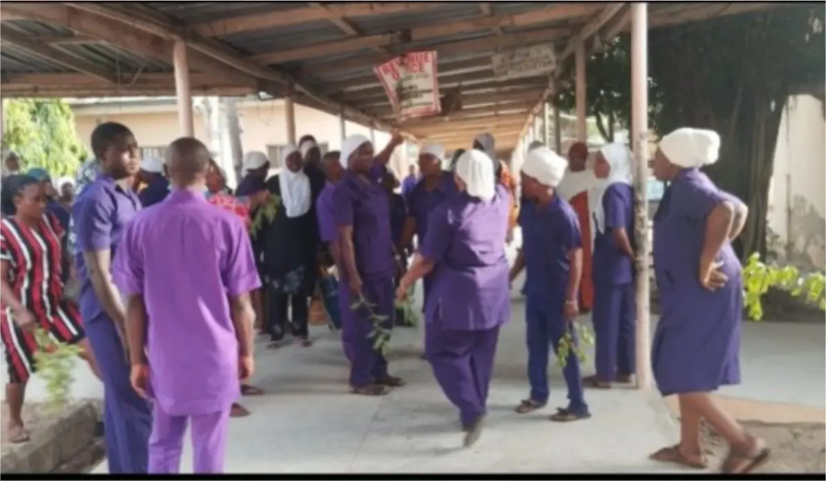 Protests at Federal Teaching Hospital Lokoja Following Ward Attendant's Death